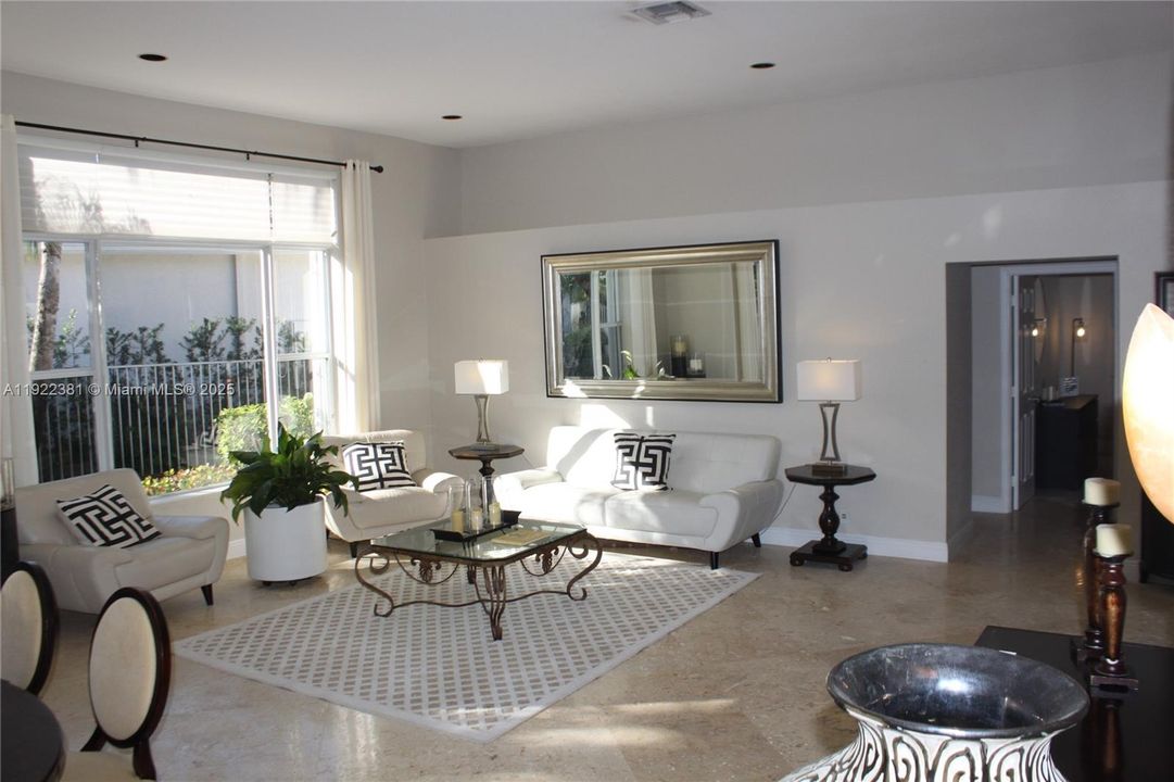 For Rent: $7,000 (3 beds, 3 baths, 2652 Square Feet)