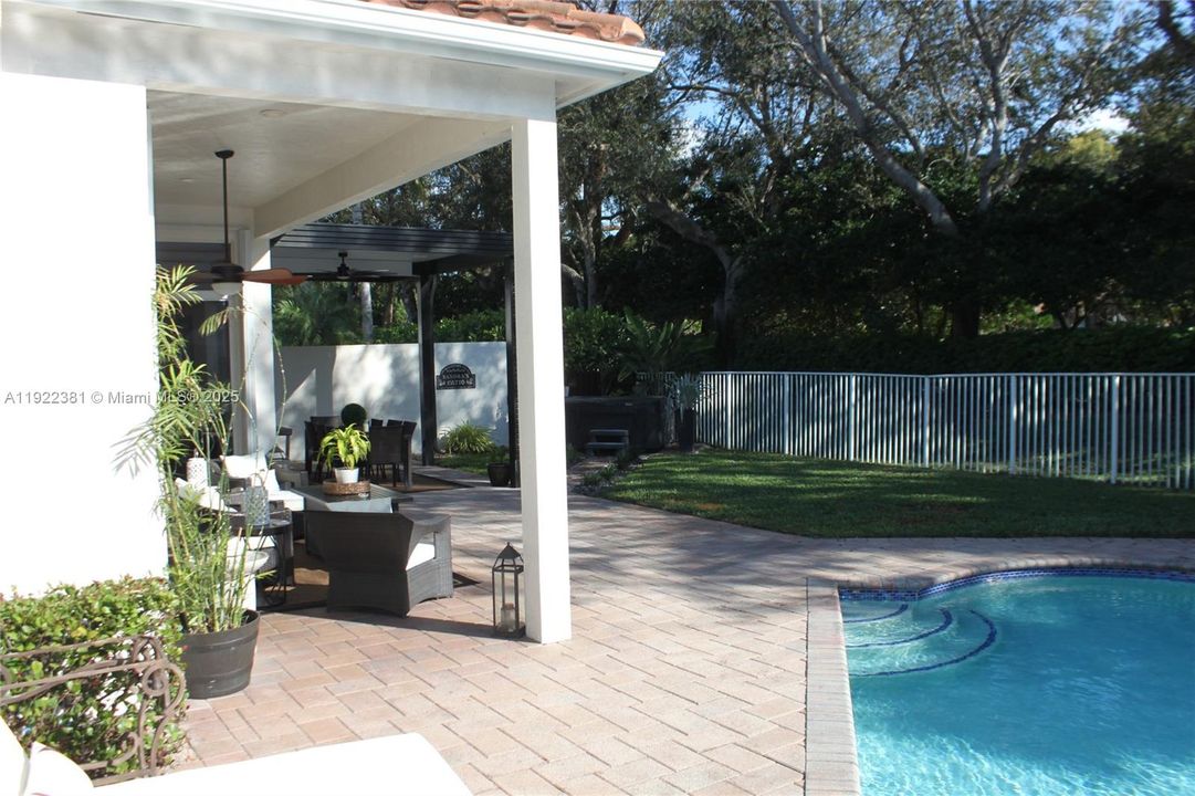 For Rent: $7,000 (3 beds, 3 baths, 2652 Square Feet)