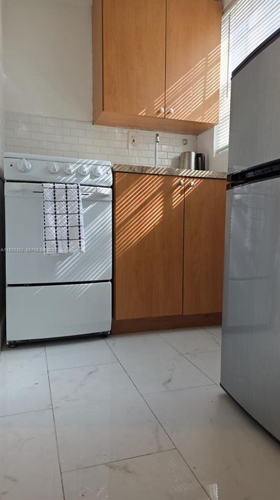 For Rent: $1,230 (0 beds, 1 baths, 1328 Square Feet)