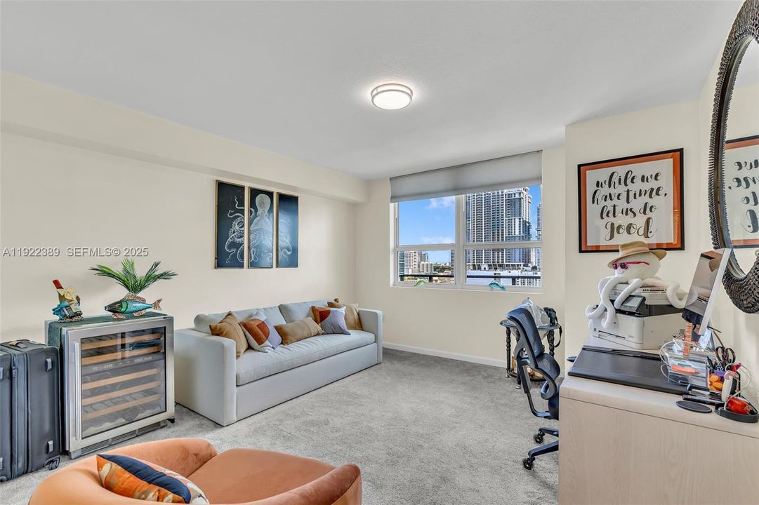 待售: $769,000 (2 贝兹, 2 浴室, 1436 平方英尺)