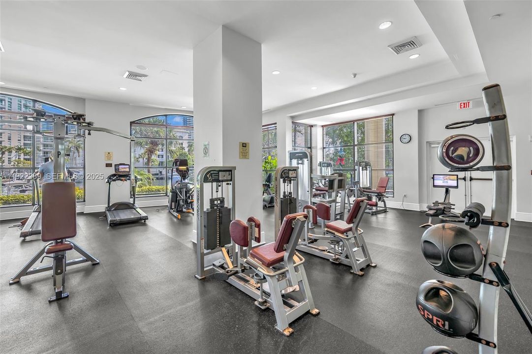 待售: $769,000 (2 贝兹, 2 浴室, 1436 平方英尺)