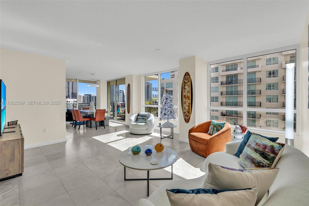 待售: $769,000 (2 贝兹, 2 浴室, 1436 平方英尺)