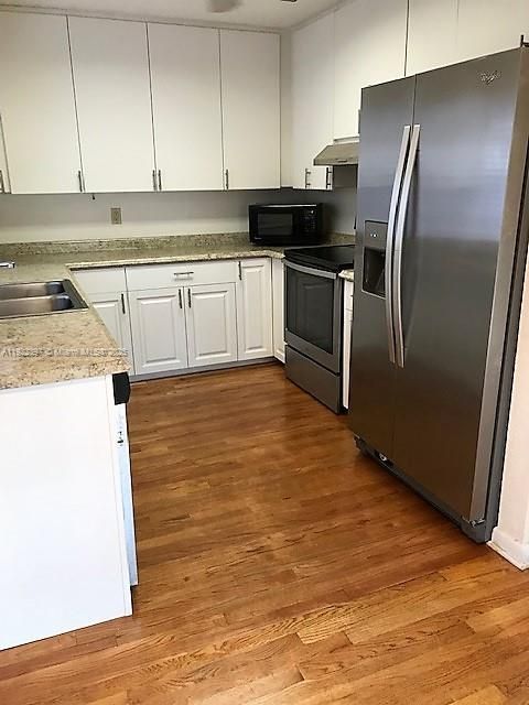 В аренду: $3,000 (3 спален, 2 ванн, 1134 Квадратных фут)