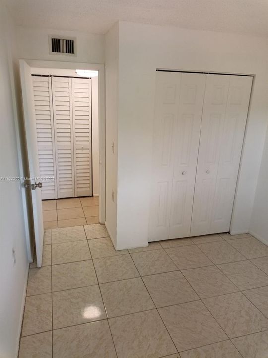 出租: $1,850 (3 贝兹, 2 浴室, 918 平方英尺)