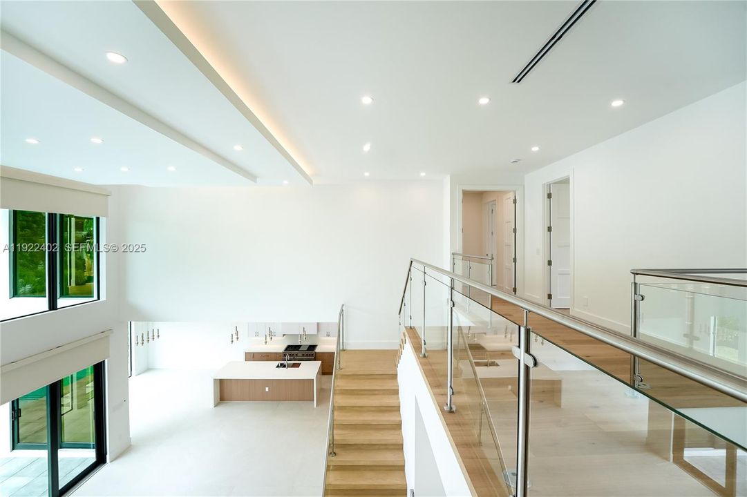 For Rent: $25,000 (5 beds, 5 baths, 4150 Square Feet)