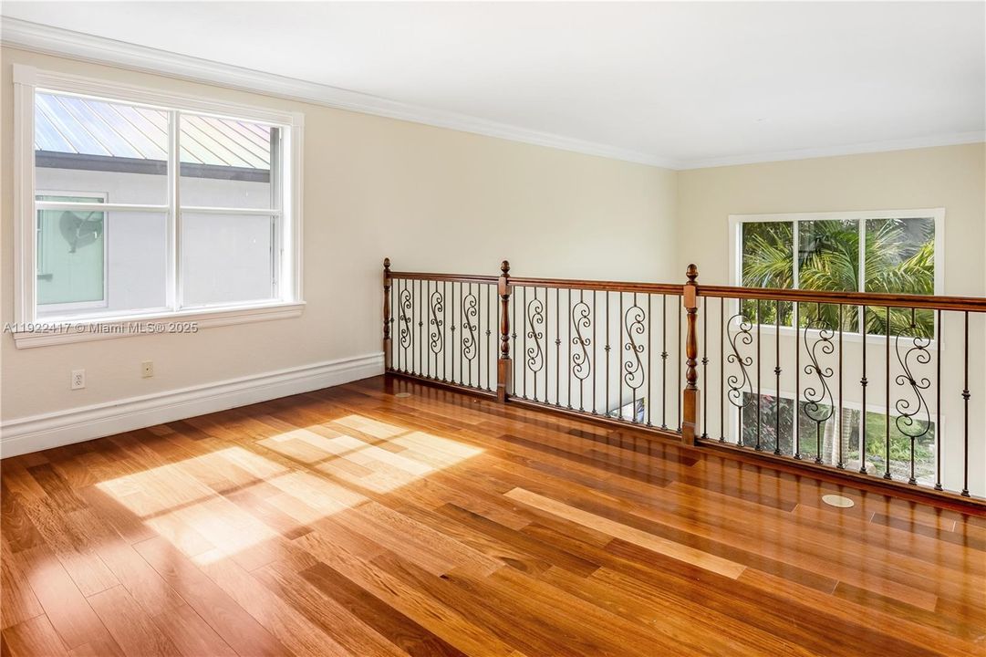 На продажу: $1,470,000 (5 спален, 3 ванн, 3488 Квадратных фут)