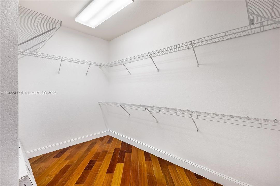 На продажу: $1,470,000 (5 спален, 3 ванн, 3488 Квадратных фут)