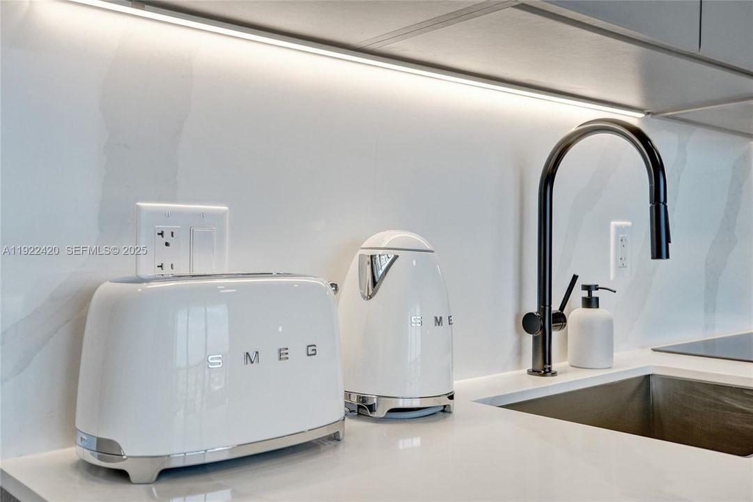 На продажу: $810,000 (1 спален, 1 ванн, 0 Квадратных фут)