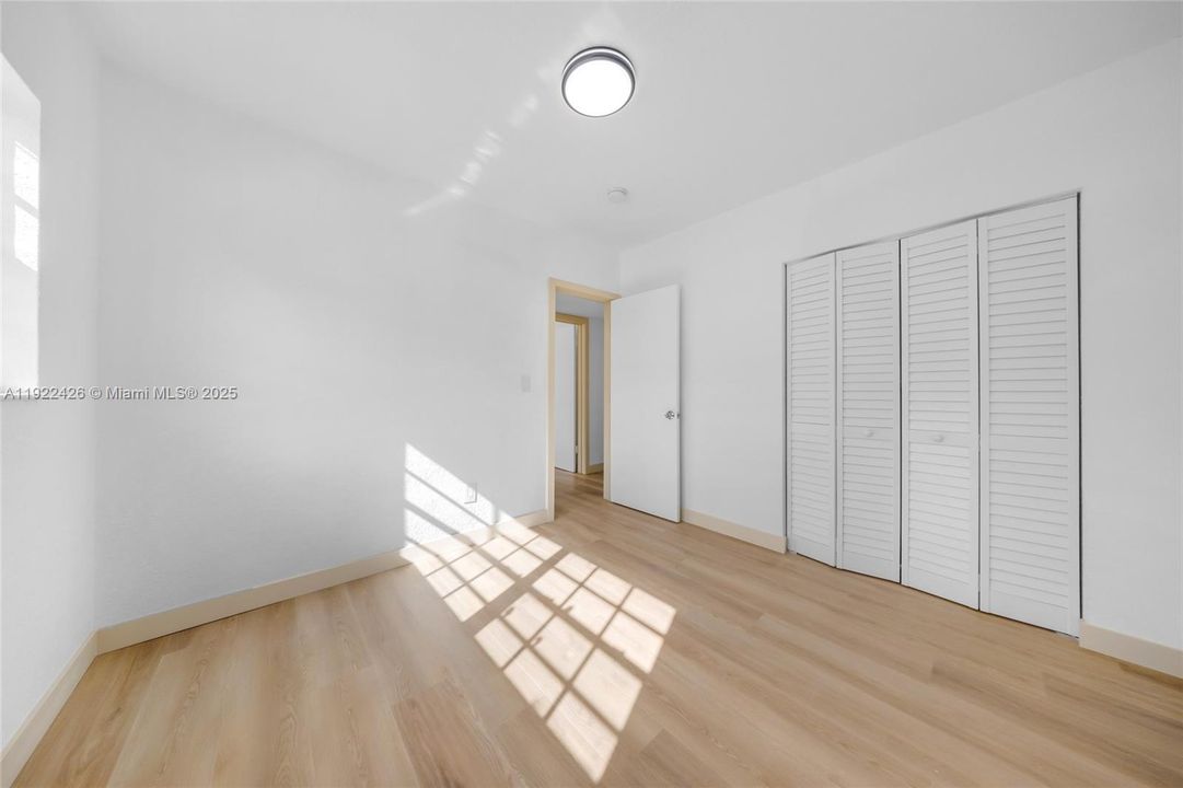 En Venta: $640,000 (4 camas, 3 baños, 2478 Pies cuadrados)