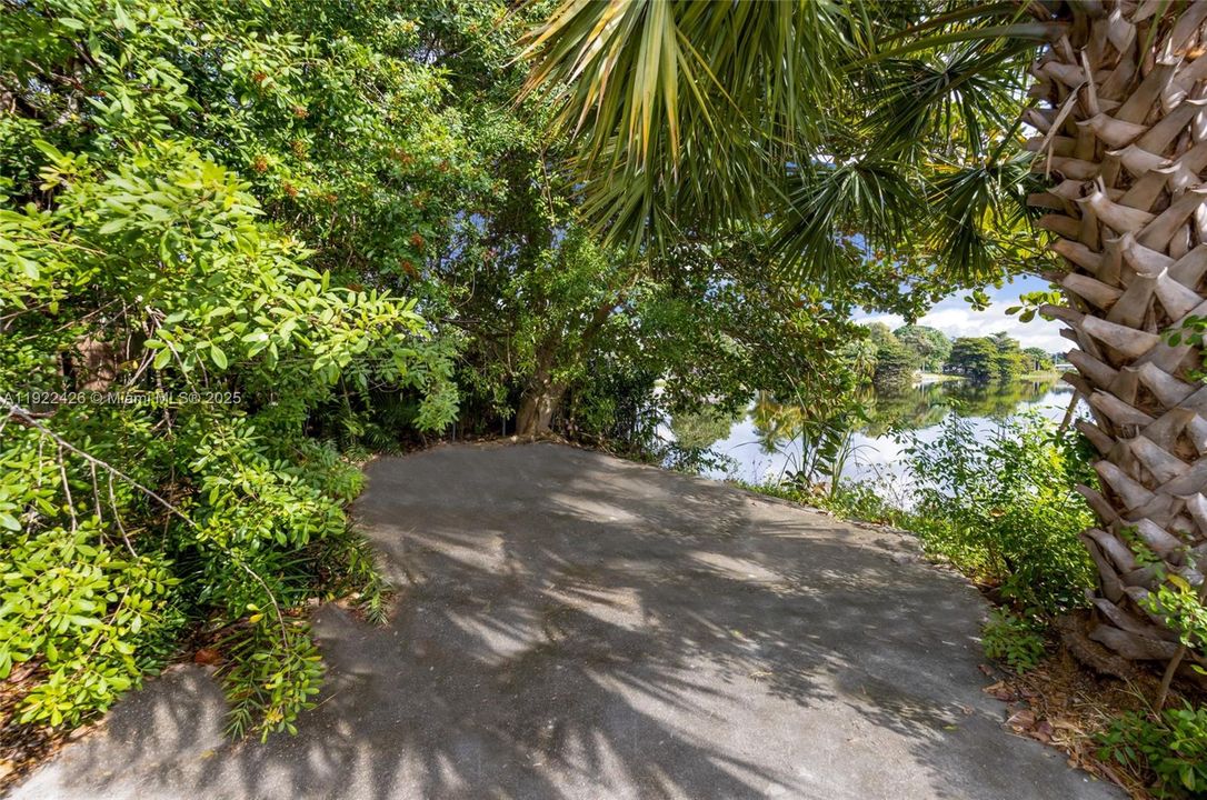 En Venta: $640,000 (4 camas, 3 baños, 2478 Pies cuadrados)