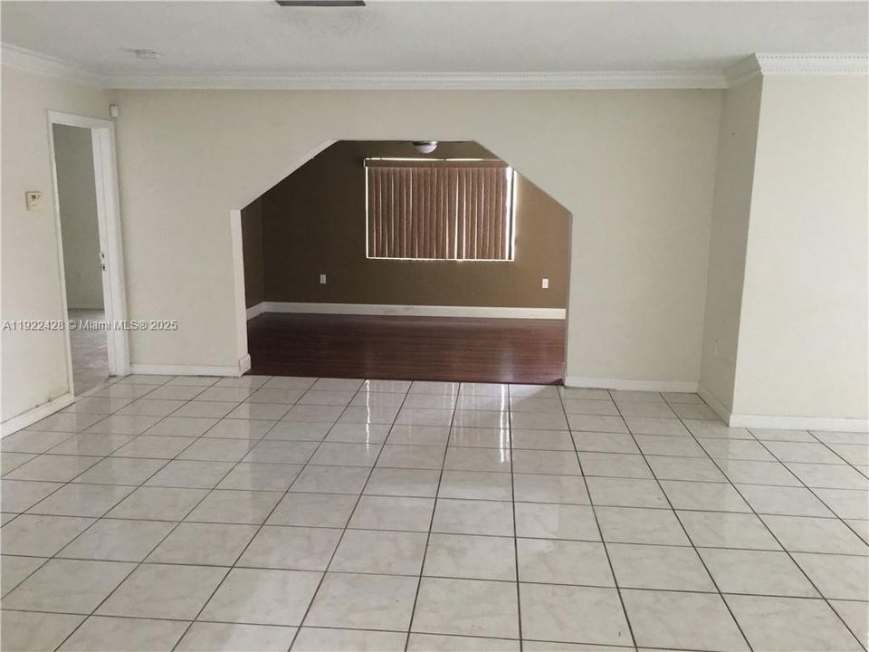 For Rent: $3,000 (3 beds, 2 baths, 1675 Square Feet)