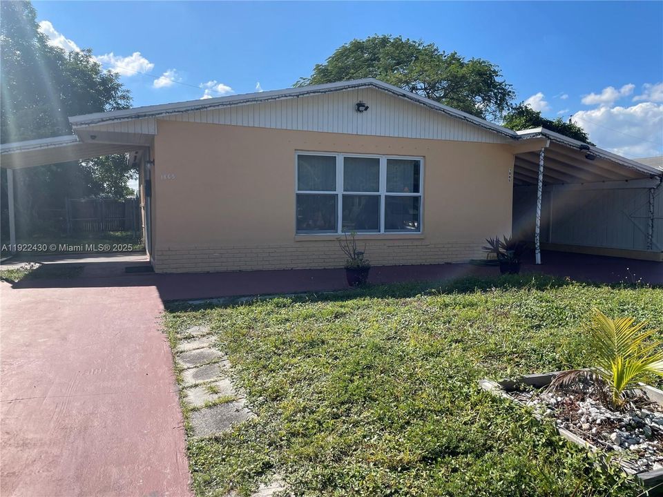 En Renta: $3,000 (3 camas, 1 baños, 1034 Pies cuadrados)