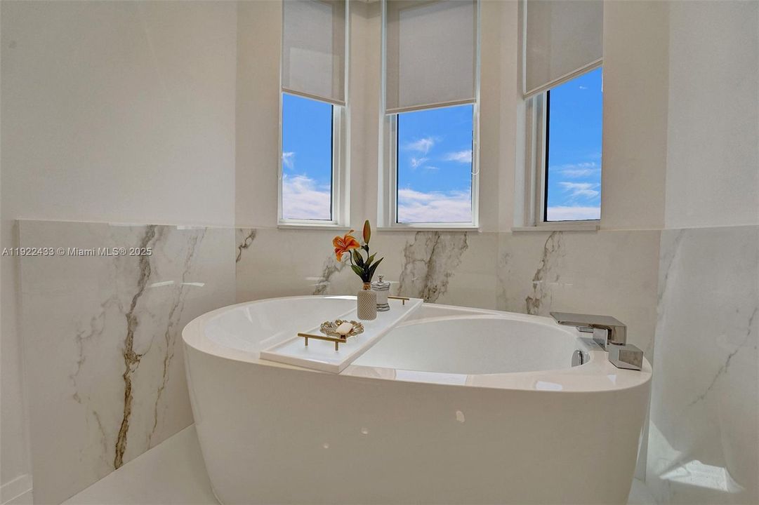 For Sale: $1,350,000 (3 beds, 2 baths, 2237 Square Feet)