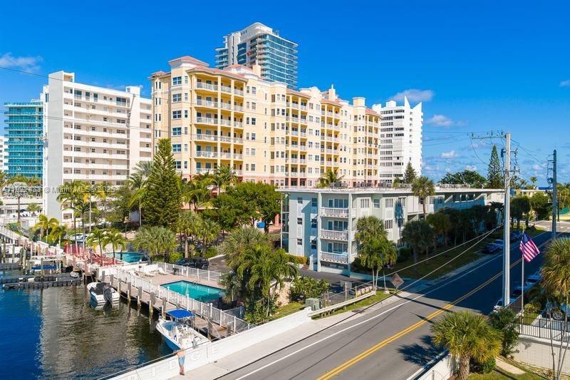 For Sale: $1,350,000 (3 beds, 2 baths, 2237 Square Feet)