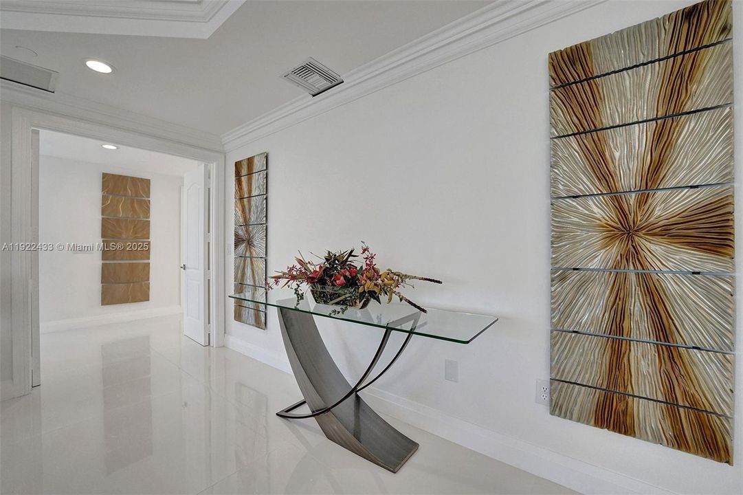 For Sale: $1,350,000 (3 beds, 2 baths, 2237 Square Feet)