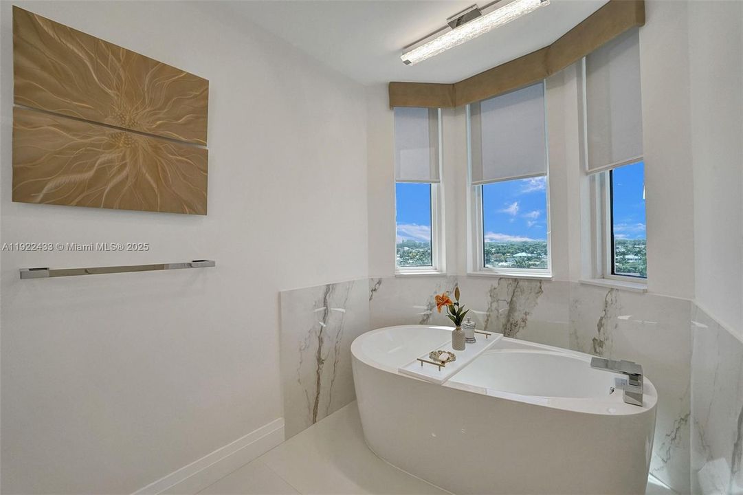 For Sale: $1,350,000 (3 beds, 2 baths, 2237 Square Feet)