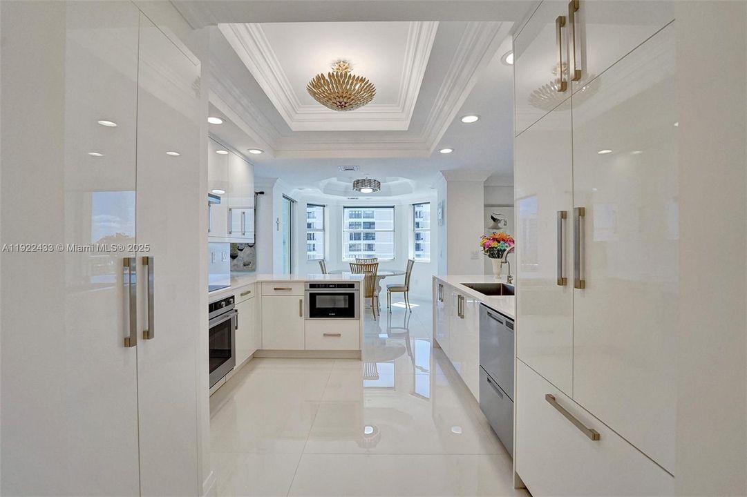 For Sale: $1,350,000 (3 beds, 2 baths, 2237 Square Feet)