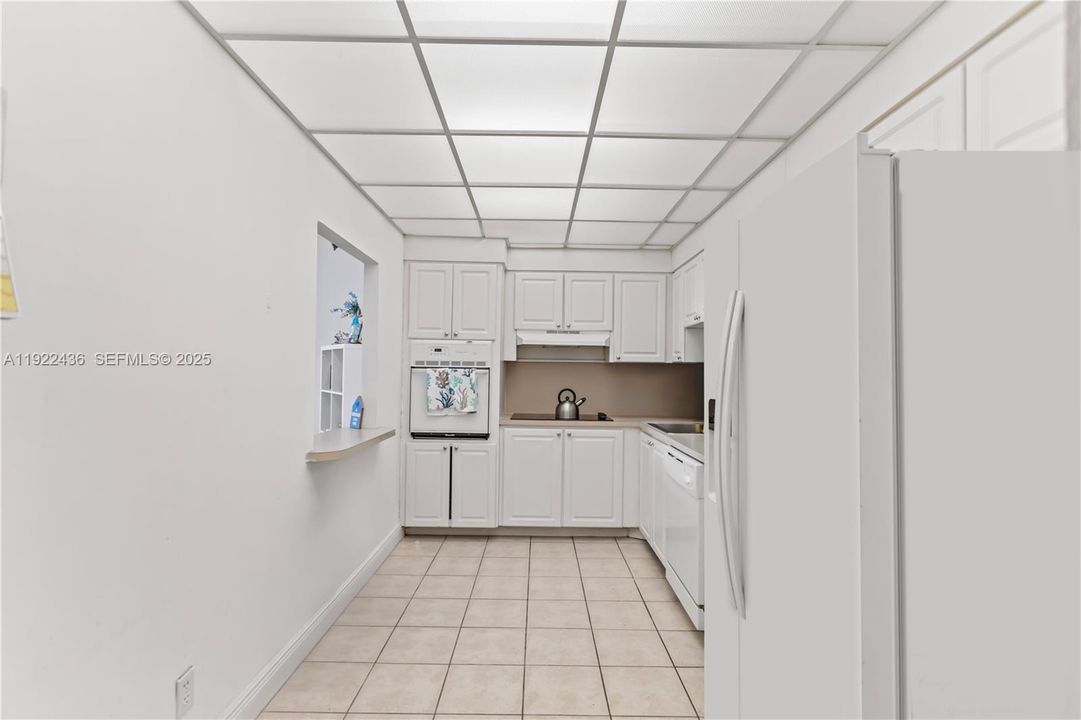 For Sale: $459,000 (2 beds, 2 baths, 1525 Square Feet)