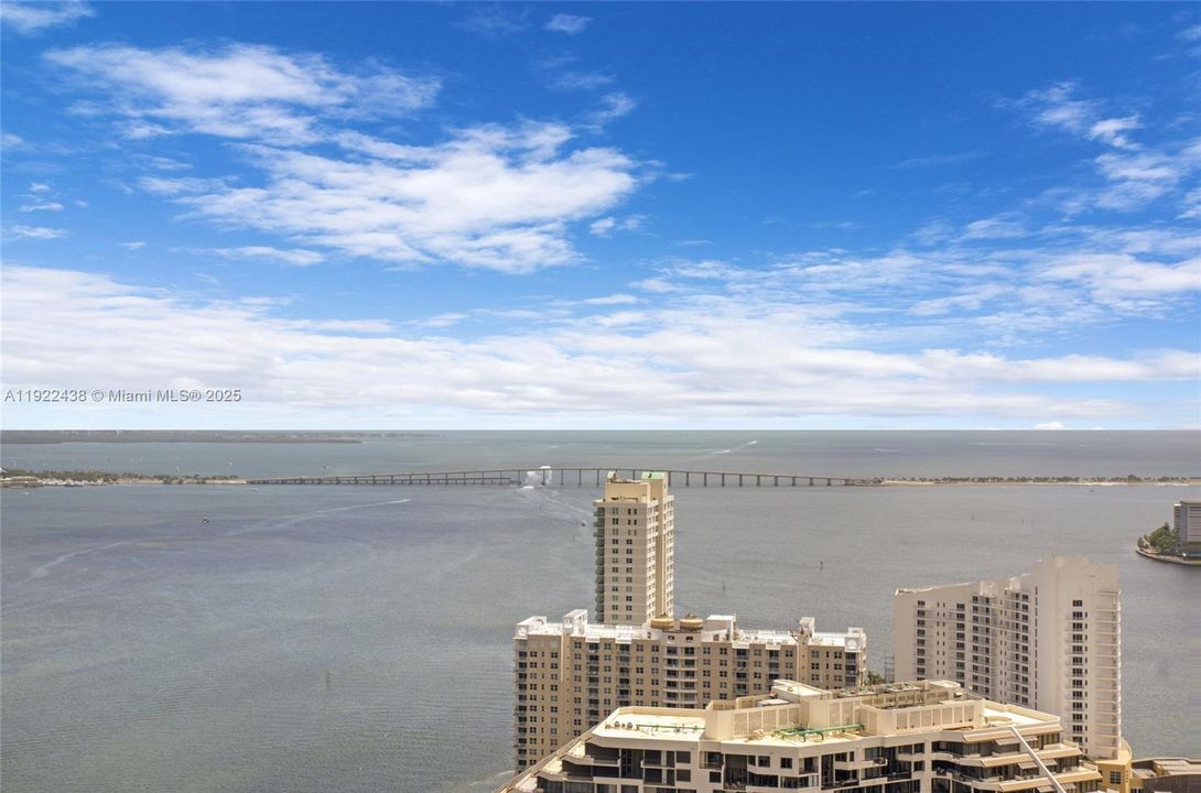 For Rent: $8,500 (2 beds, 2 baths, 1694 Square Feet)