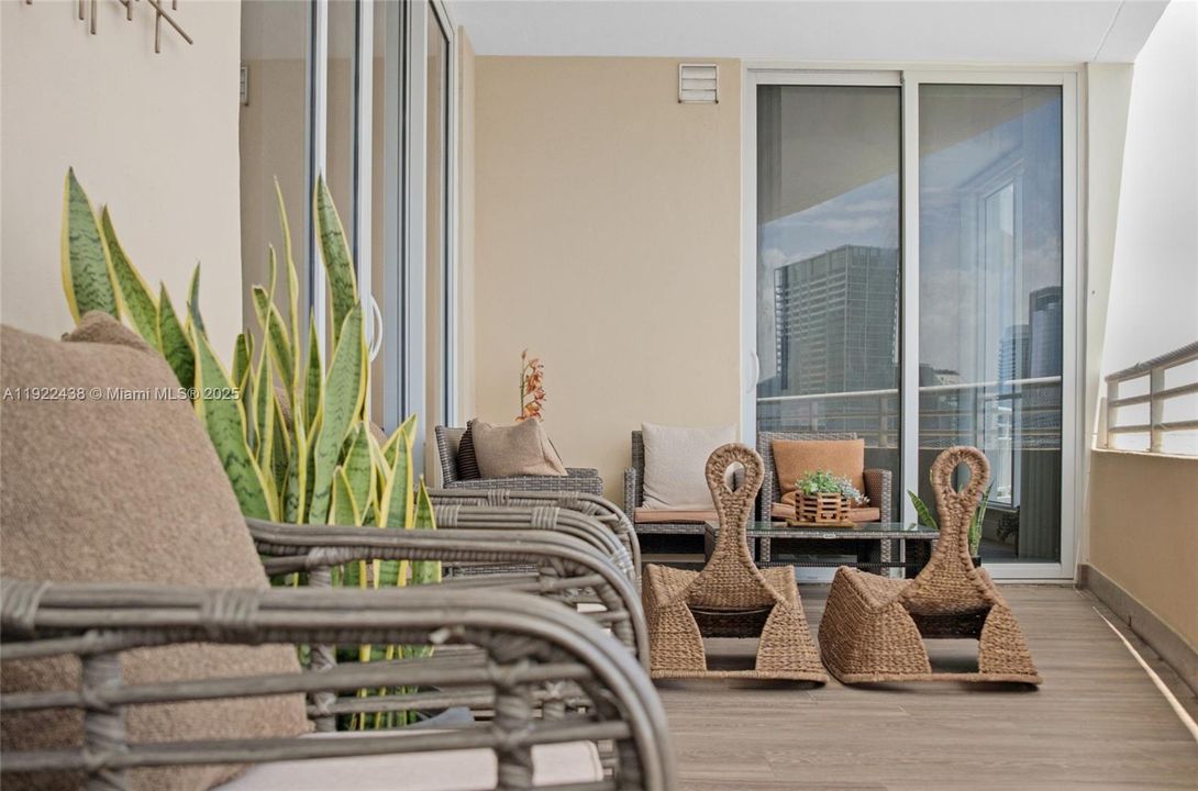 For Rent: $8,500 (2 beds, 2 baths, 1694 Square Feet)