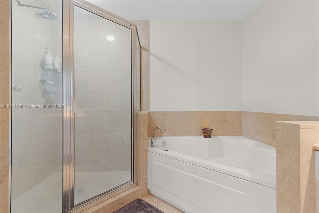 For Rent: $8,500 (2 beds, 2 baths, 1694 Square Feet)