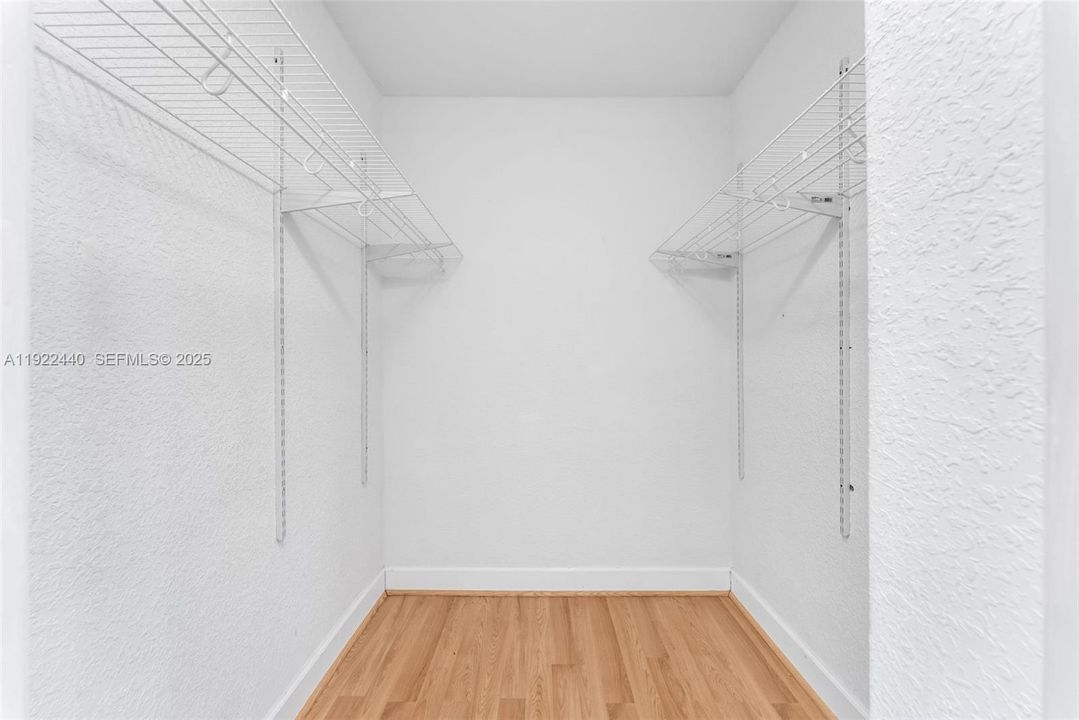 walk in closet in primary