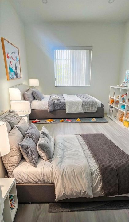 В аренду: $2,500 (3 спален, 2 ванн, 992 Квадратных фут)