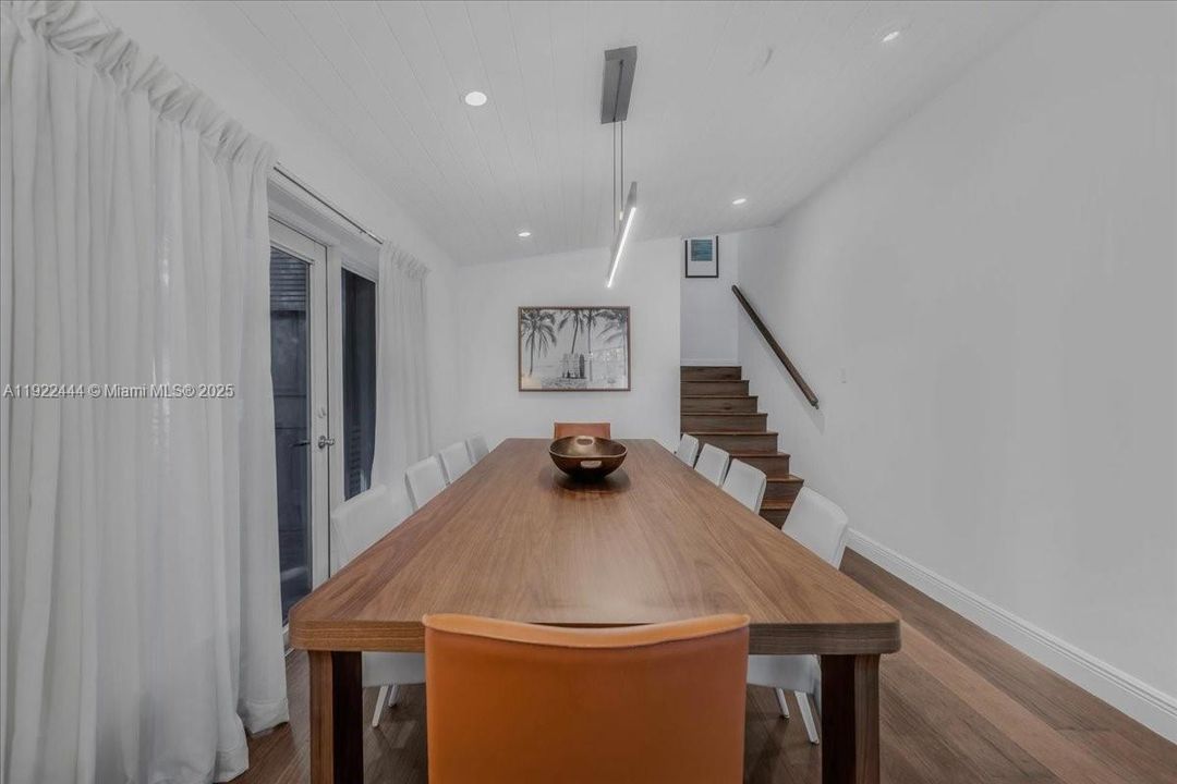 待售: $4,950,000 (3 贝兹, 3 浴室, 3382 平方英尺)