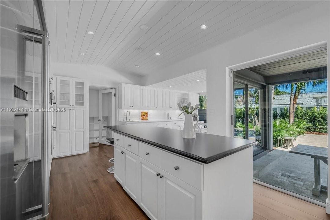 待售: $4,950,000 (3 贝兹, 3 浴室, 3382 平方英尺)