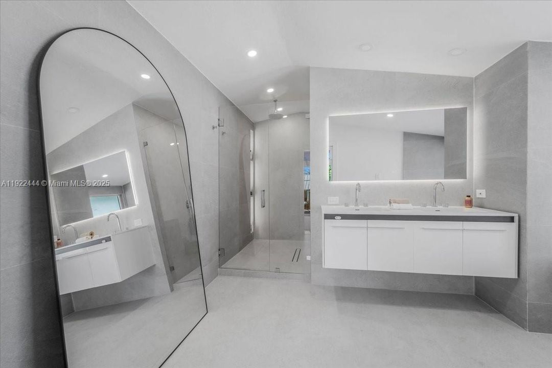 待售: $4,950,000 (3 贝兹, 3 浴室, 3382 平方英尺)