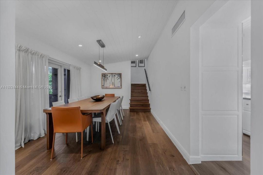 待售: $4,950,000 (3 贝兹, 3 浴室, 3382 平方英尺)