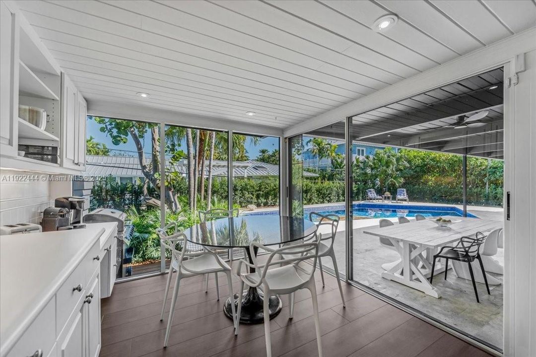 待售: $4,950,000 (3 贝兹, 3 浴室, 3382 平方英尺)