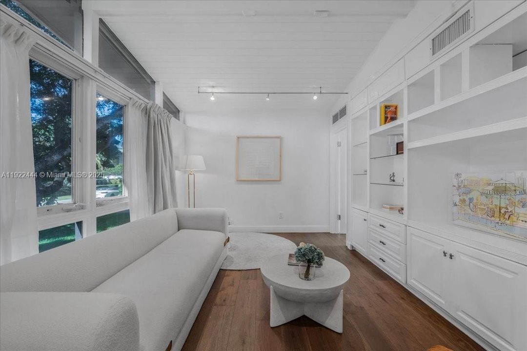 待售: $4,950,000 (3 贝兹, 3 浴室, 3382 平方英尺)