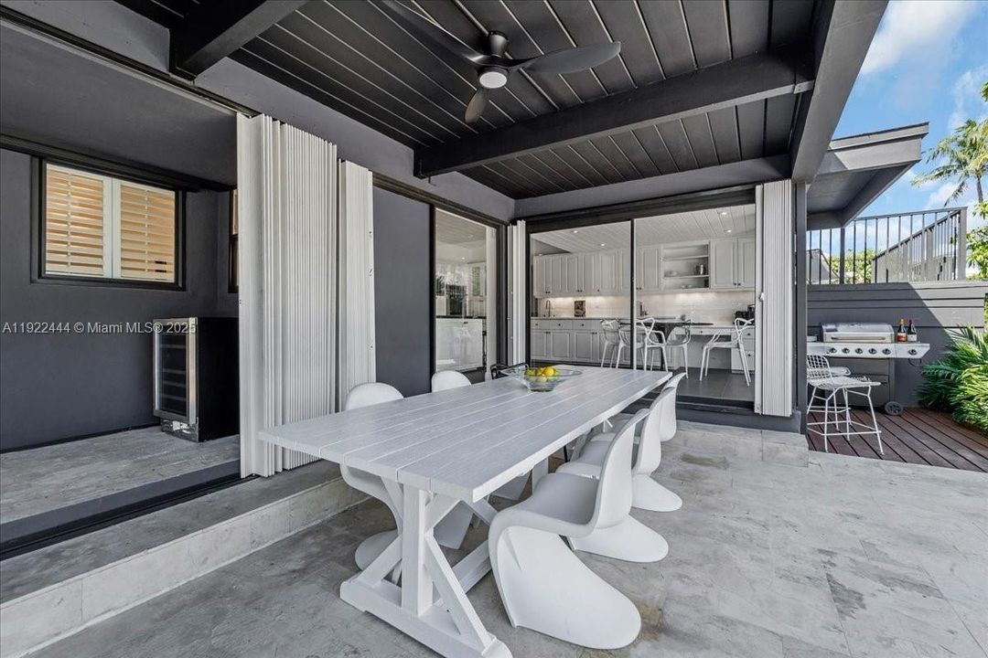 待售: $4,950,000 (3 贝兹, 3 浴室, 3382 平方英尺)