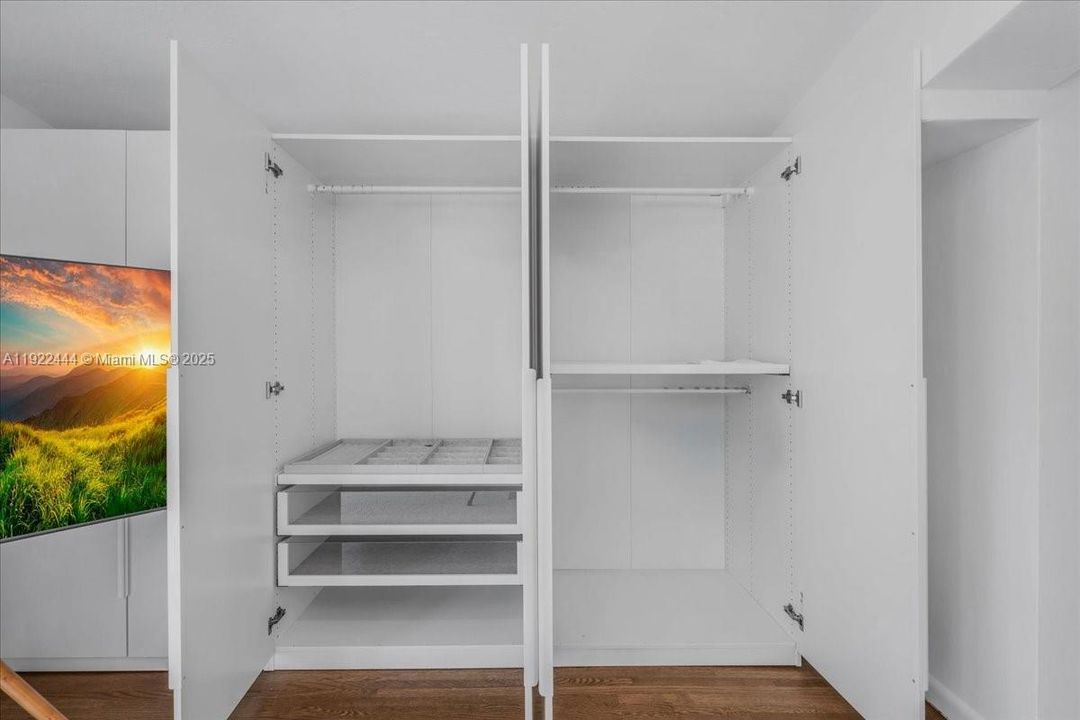 待售: $4,950,000 (3 贝兹, 3 浴室, 3382 平方英尺)