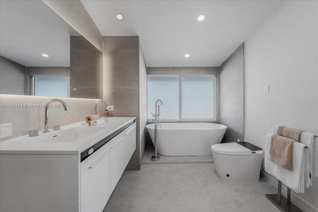 待售: $4,950,000 (3 贝兹, 3 浴室, 3382 平方英尺)