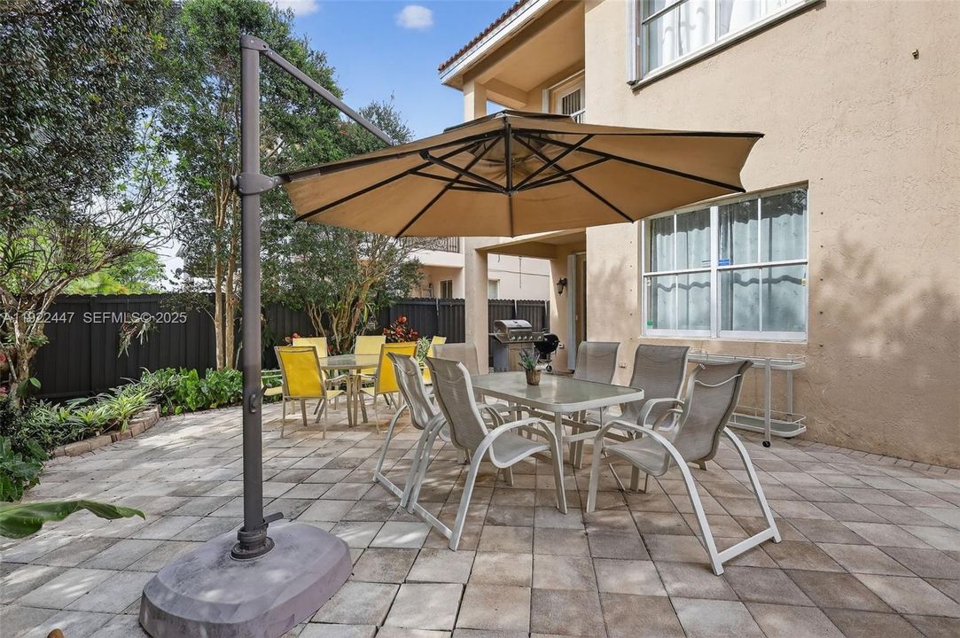 待售: $995,000 (4 贝兹, 3 浴室, 3043 平方英尺)