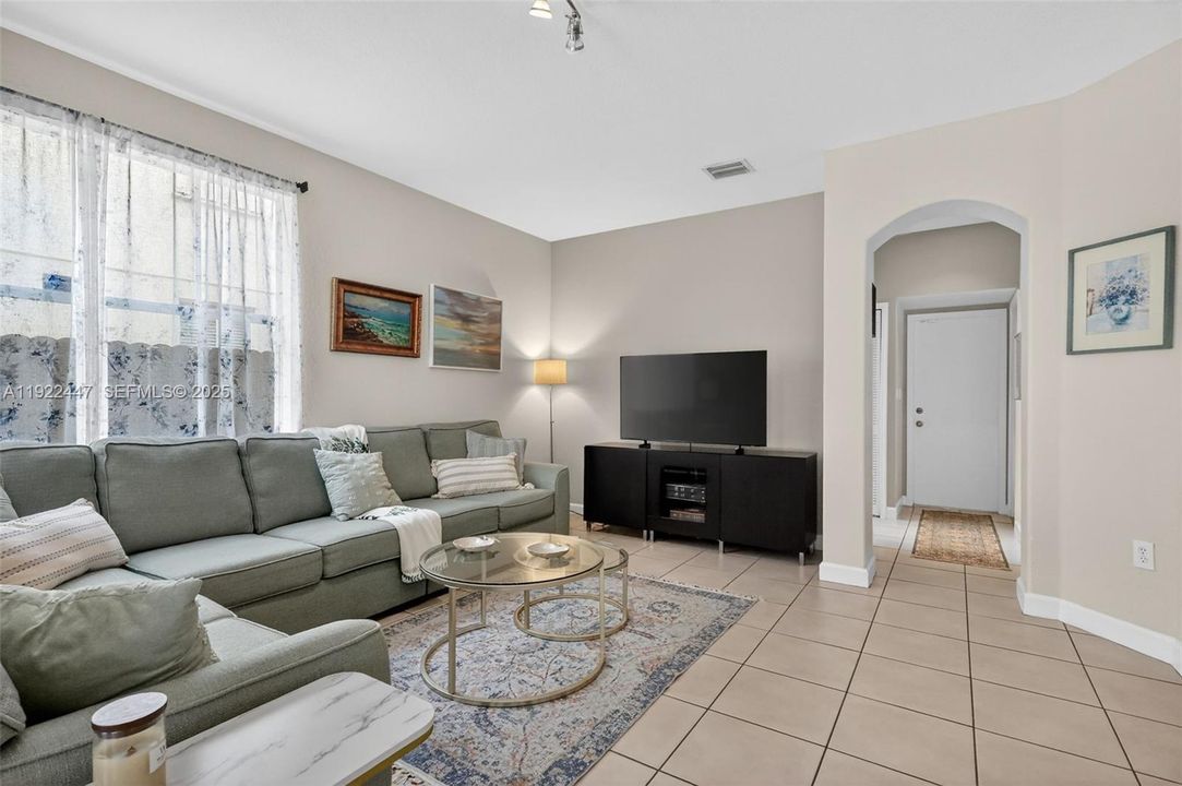 待售: $995,000 (4 贝兹, 3 浴室, 3043 平方英尺)