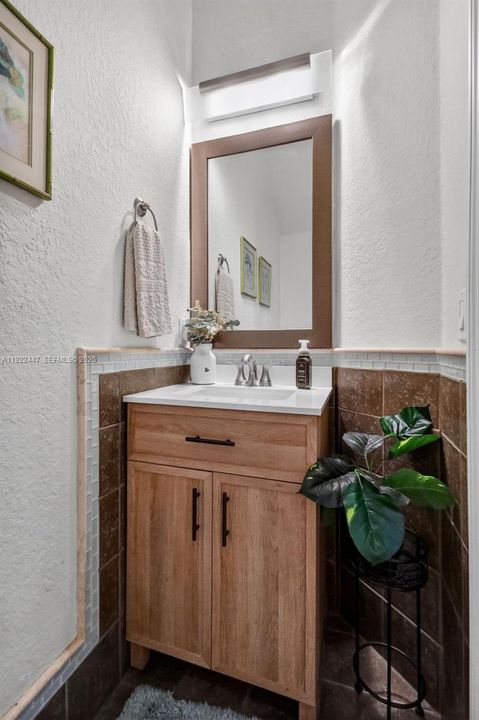 待售: $995,000 (4 贝兹, 3 浴室, 3043 平方英尺)