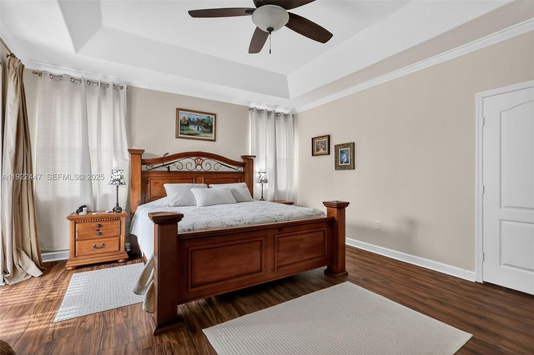 待售: $995,000 (4 贝兹, 3 浴室, 3043 平方英尺)