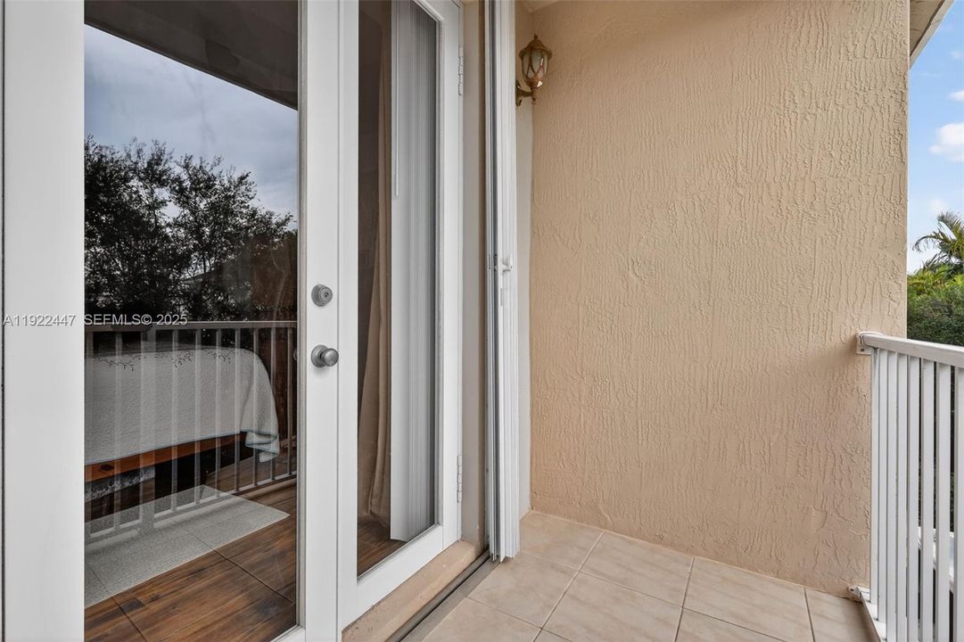 待售: $995,000 (4 贝兹, 3 浴室, 3043 平方英尺)