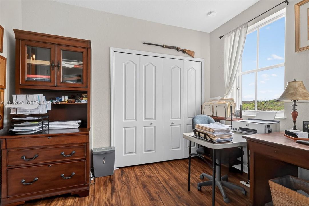 待售: $995,000 (4 贝兹, 3 浴室, 3043 平方英尺)