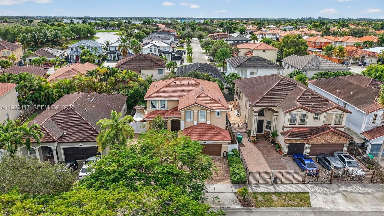 待售: $995,000 (4 贝兹, 3 浴室, 3043 平方英尺)