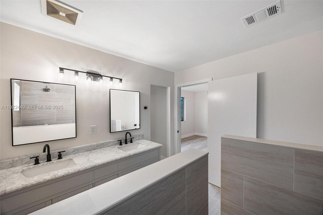 For Sale: $590,995 (4 beds, 2 baths, 1602 Square Feet)