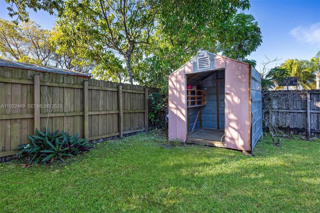 For Sale: $590,995 (4 beds, 2 baths, 1602 Square Feet)