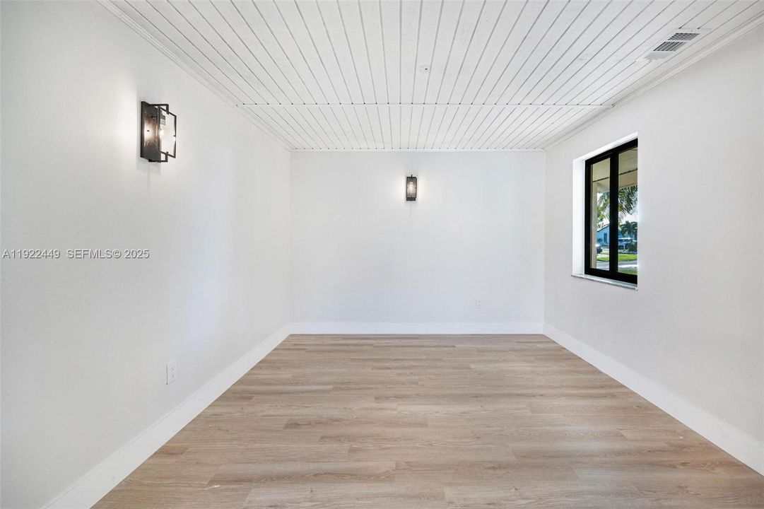 For Sale: $590,995 (4 beds, 2 baths, 1602 Square Feet)