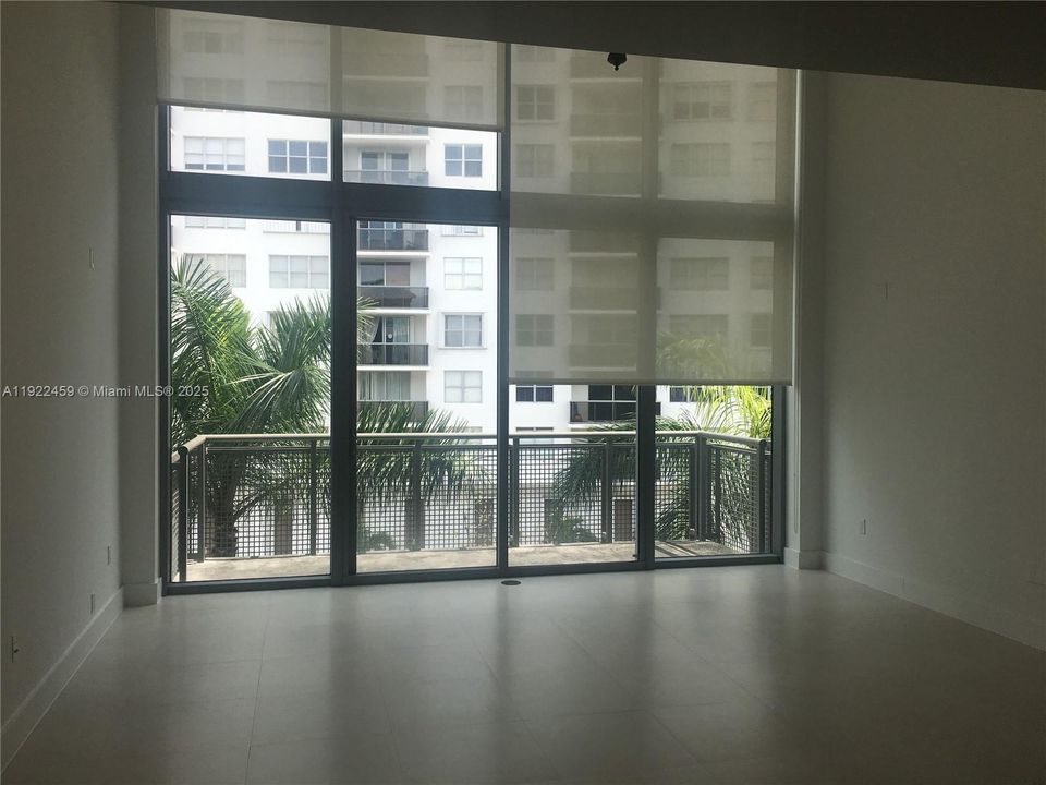 En Venta: $539,900 (1 camas, 1 baños, 1011 Pies cuadrados)