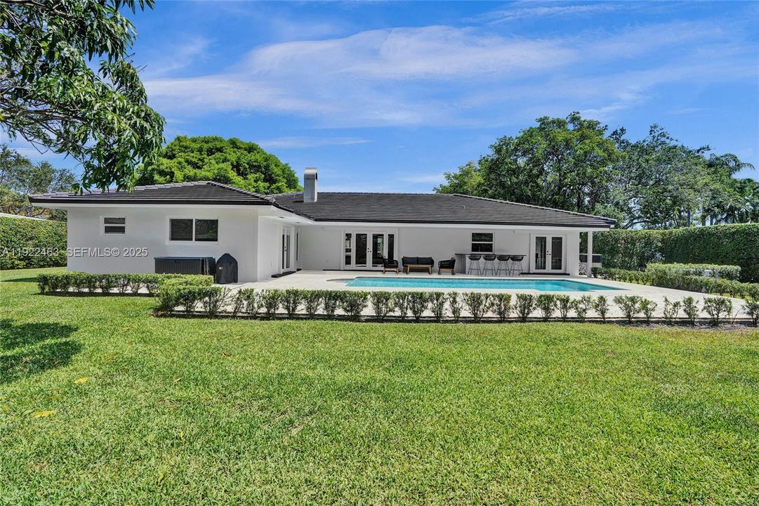 For Rent: $8,200 (4 beds, 2 baths, 2234 Square Feet)