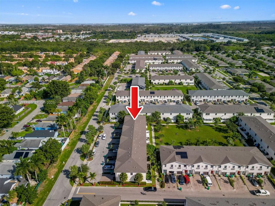 For Sale: $338,500 (3 beds, 2 baths, 1466 Square Feet)