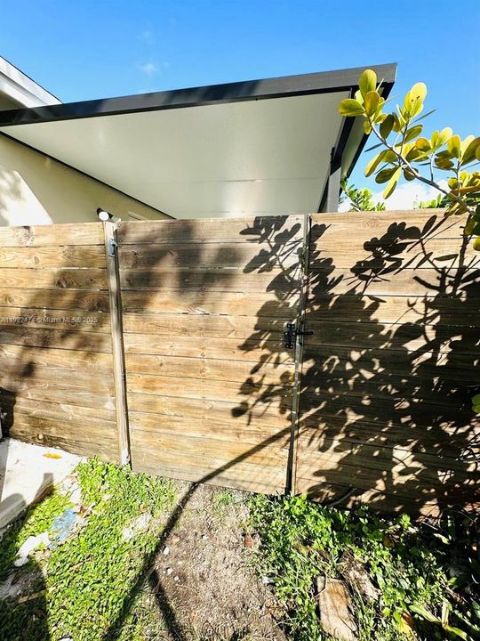 For Rent: $2,100 (2 beds, 1 baths, 0 Square Feet)